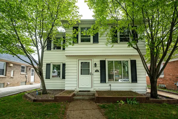 2940 N 73rd St, Milwaukee, WI 53210