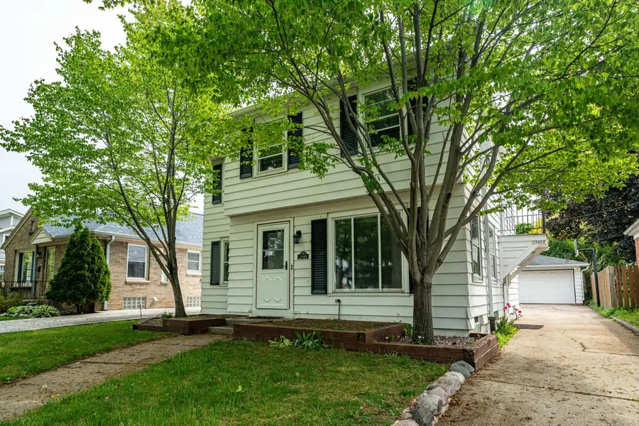 2940 N 73rd St, Milwaukee, WI 53210 - #2