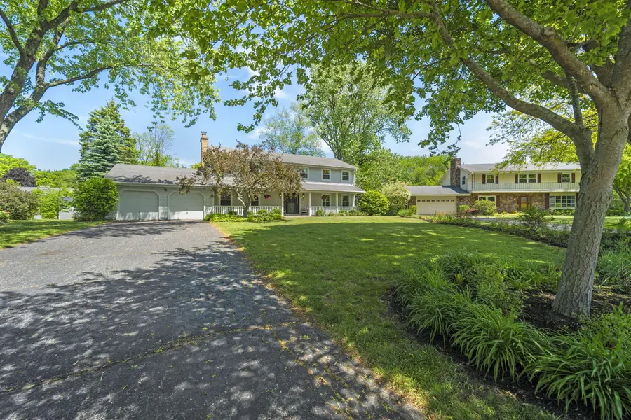 720 W Clovernook Ln, Glendale, WI 53217 - #3