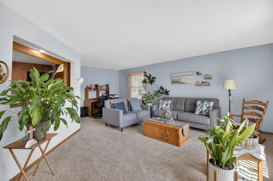116 Virginia St, Racine, WI 53405 - #3