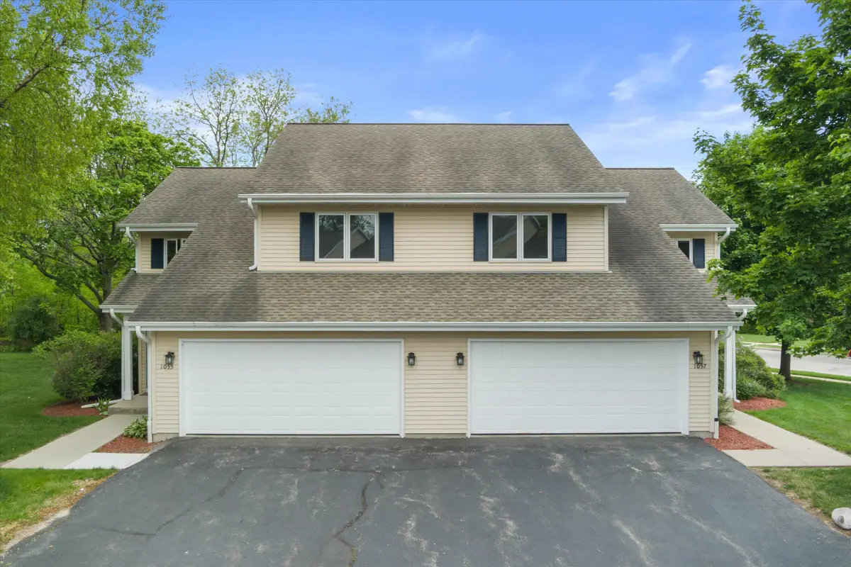 1057 Fleetfoot Dr, Waukesha, WI 53186 - #1