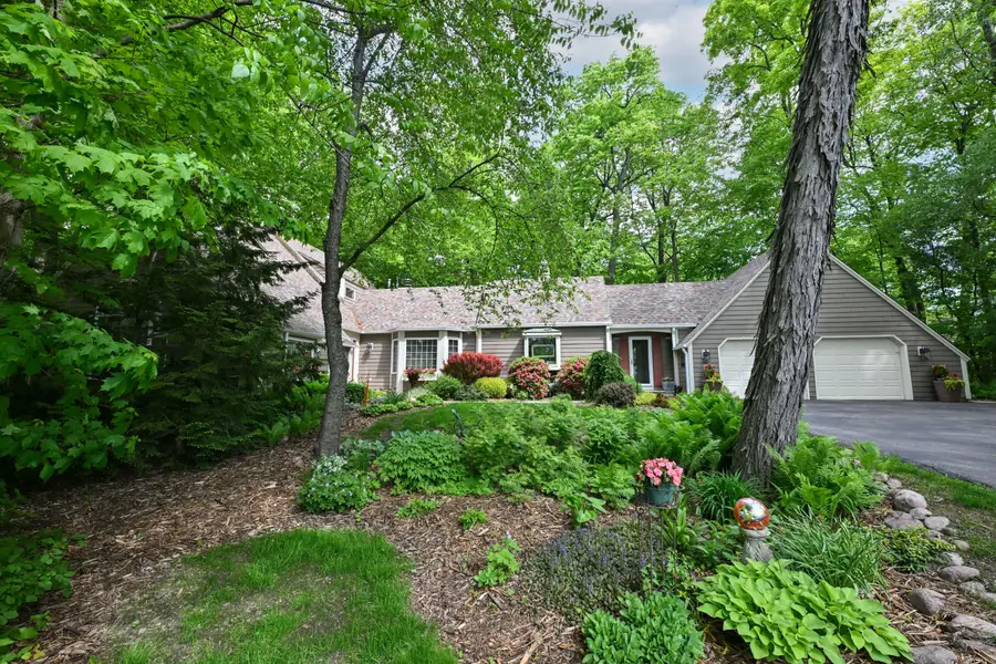 3554 Cranberry Ln, Caledonia, WI 53404 - #2