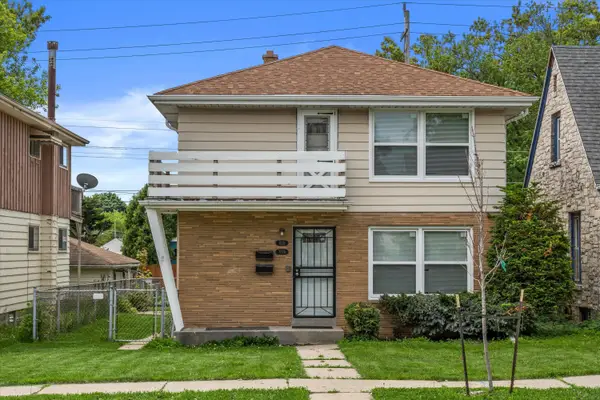 7029 W Hampton Ave, Milwaukee, WI 53218