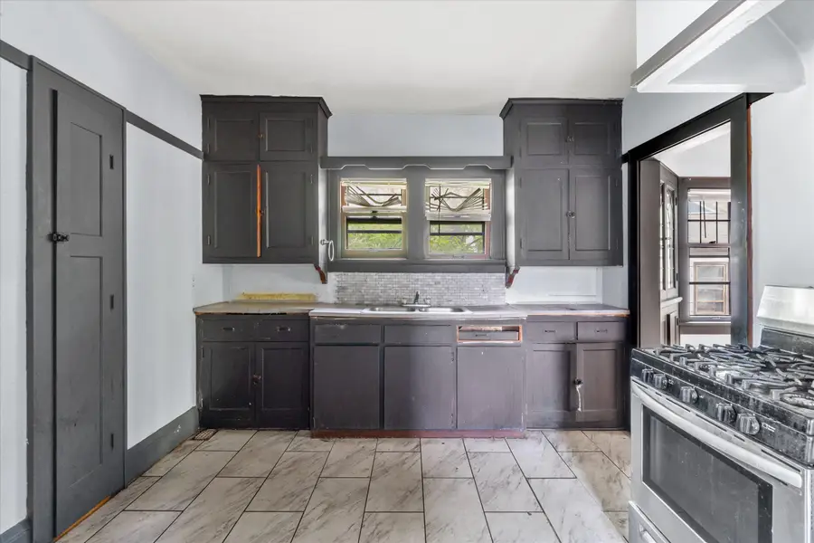 4912 W Medford Ave, Milwaukee, WI 53216 - #2
