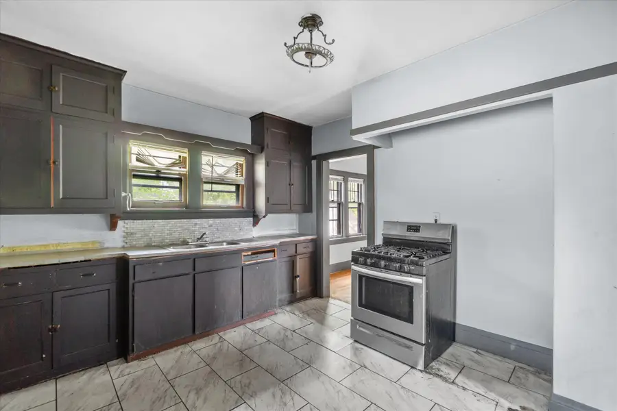 4912 W Medford Ave, Milwaukee, WI 53216 - #3