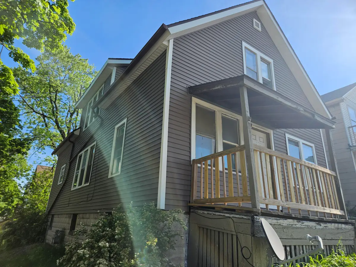 2830 W Saint Paul Ave, Milwaukee, WI 53208 - #1