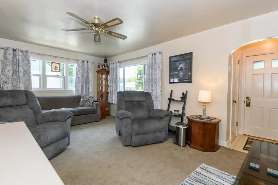 279 E Arndt St, Fond Du Lac, WI 54935 - #2