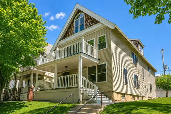 2630 N Bartlett Ave, Milwaukee, WI 53211