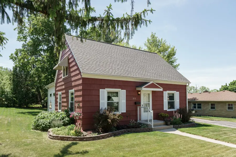 1315 Sunset Ave, Watertown, WI 53094 - #3