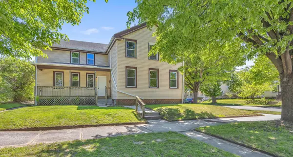933 St Clair Ave, Sheboygan, WI 53081
