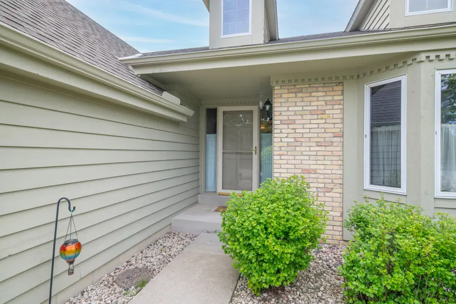 N97W17905 Mulberry Ct, Germantown, WI 53022 - #2