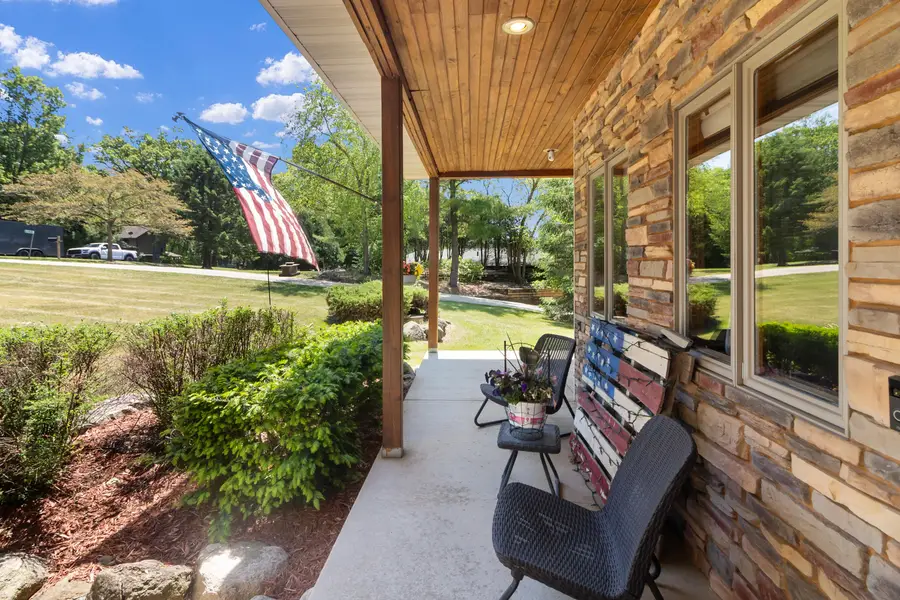 W5574 Briarwood Rd, Sugar Creek, WI 53121 - #3