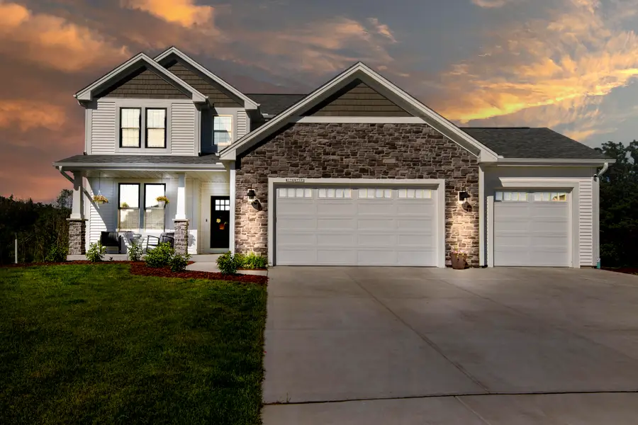 W176N7392 Amethyst Dr, Menomonee Falls, WI 53051 - #2