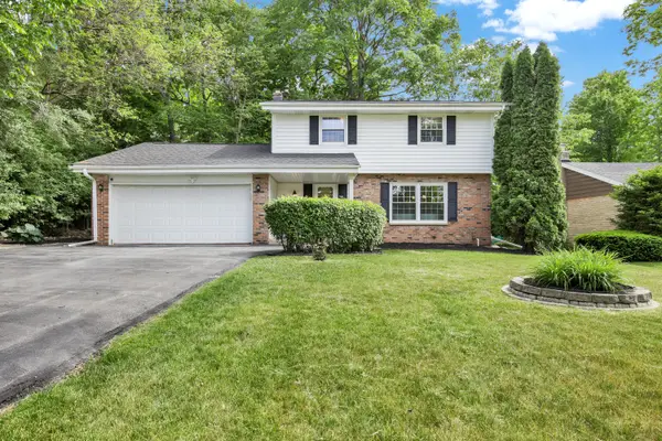 8001 W Bottsford Ave, Greenfield, WI 53220