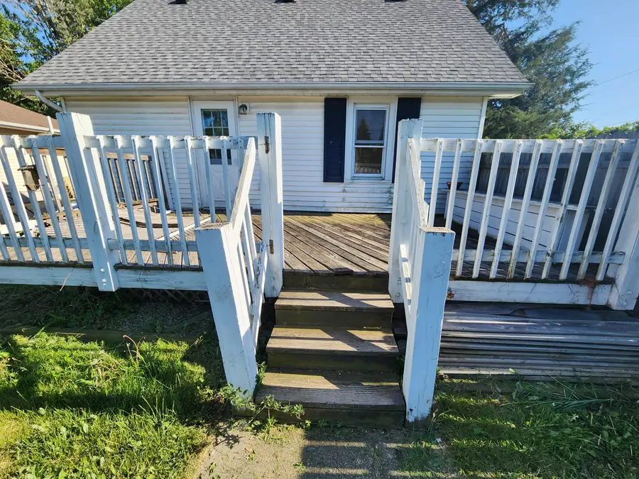 22320 121st St, Salem Lakes, WI 53104 - #3