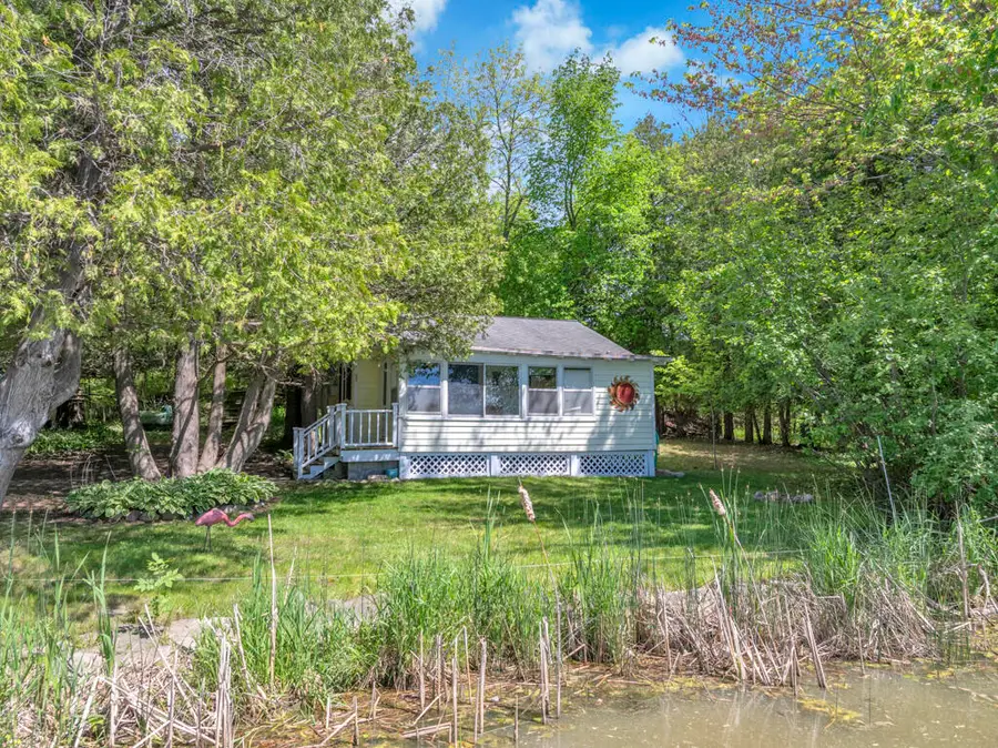 16422 Harpt Lake Rd, Mishicot, WI 54228 - #2