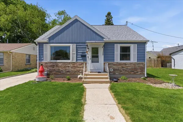 1614 S 22nd St, Sheboygan, WI 53081