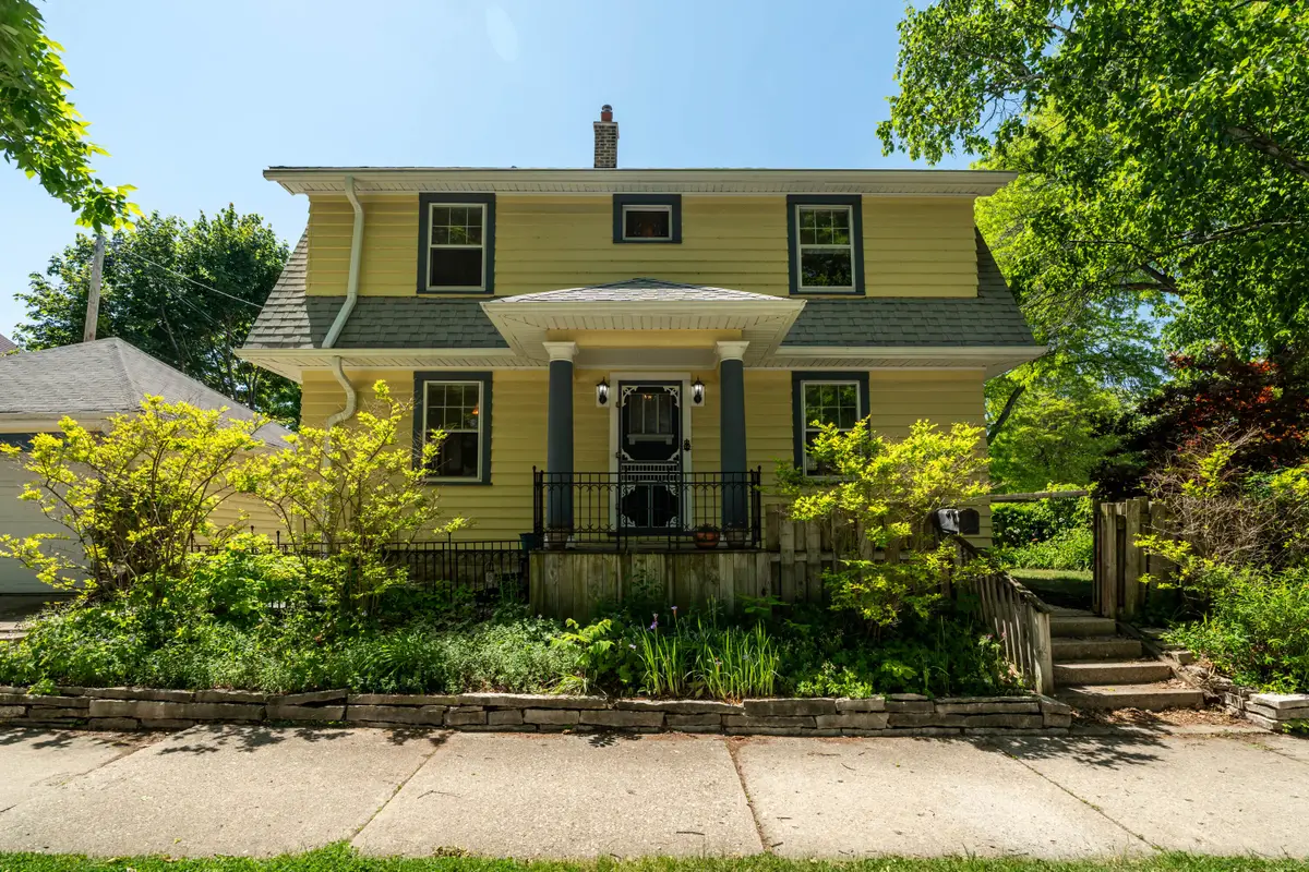 731 E Oklahoma Ave, Milwaukee, WI 53207 - #1