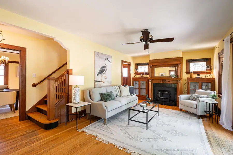 731 E Oklahoma Ave, Milwaukee, WI 53207 - #3