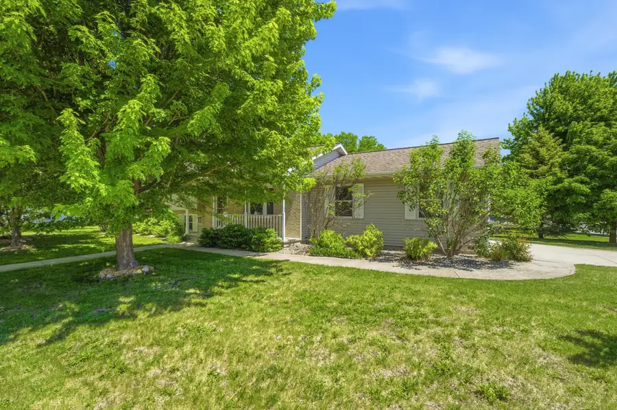 271 Southview Rd, Fond Du Lac, WI 54935 - #2