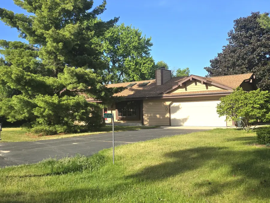 W367S9700 Charnwood Ln, Eagle, WI 53119 - #3