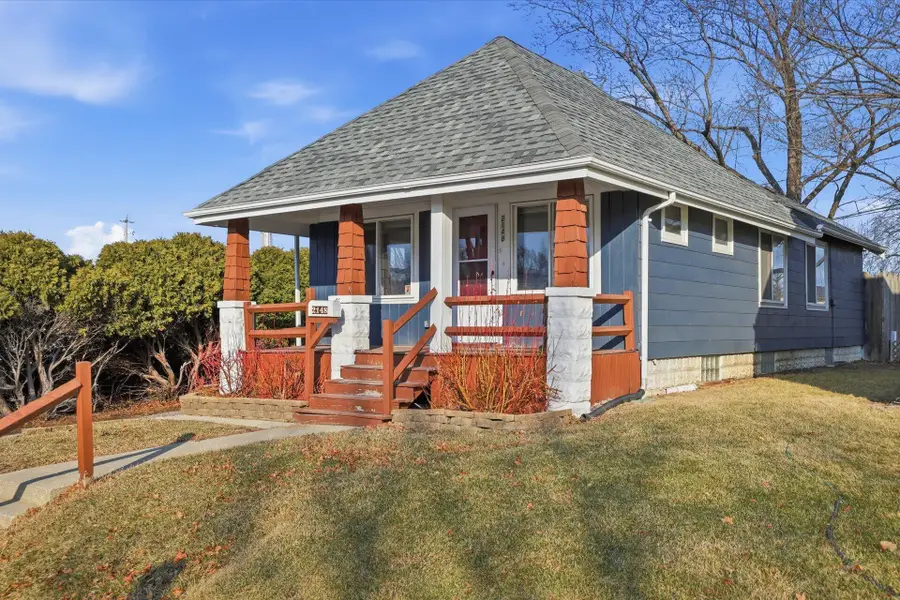 2148 S 91st St, West Allis, WI 53227 - #3