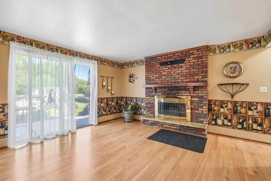 205 Fox Glen Rd, Fredonia, WI 53021 - #3