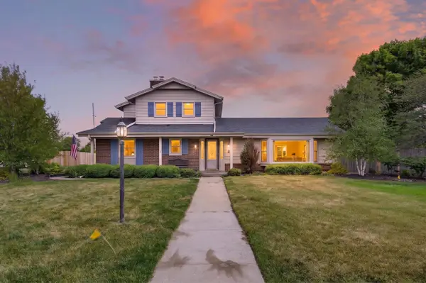 8 Steeplechase Dr, Racine, WI 53402