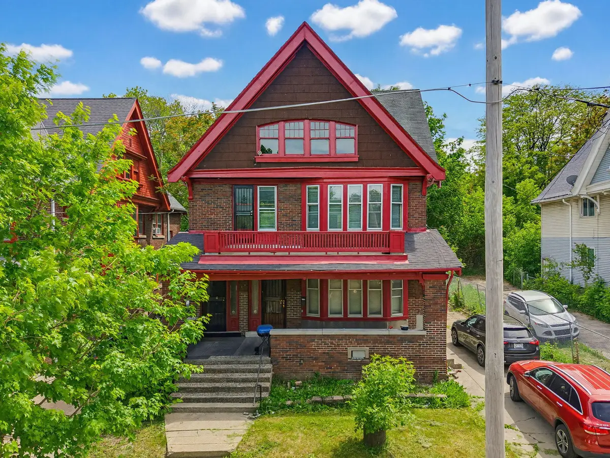 117 W Concordia Ave, Milwaukee, WI 53212 - #1