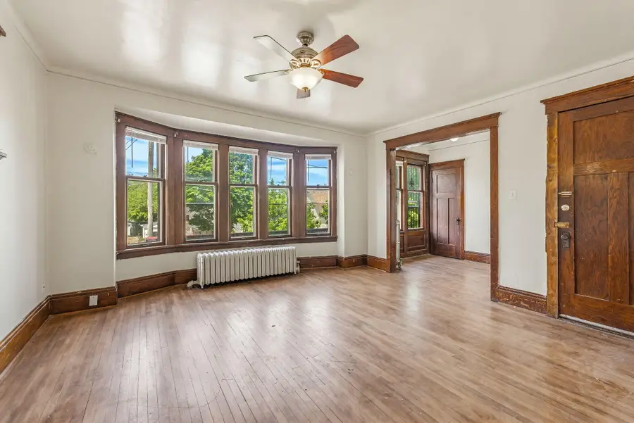 117 W Concordia Ave, Milwaukee, WI 53212 - #2