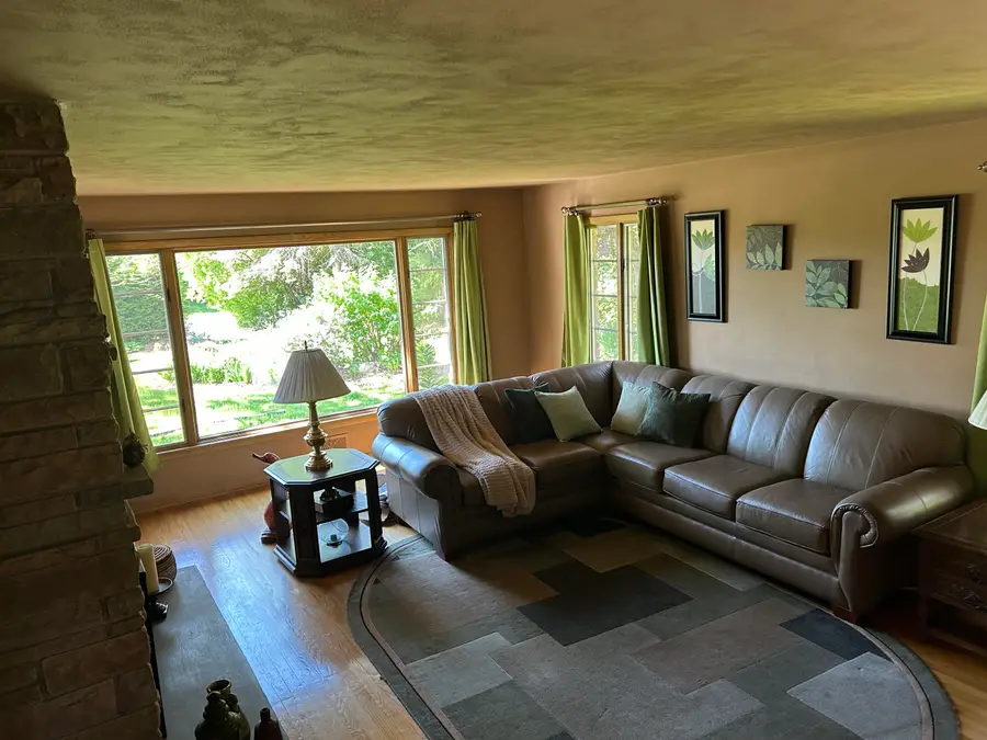 4522 County Line Rd, Mount Pleasant, WI 53403 - #3