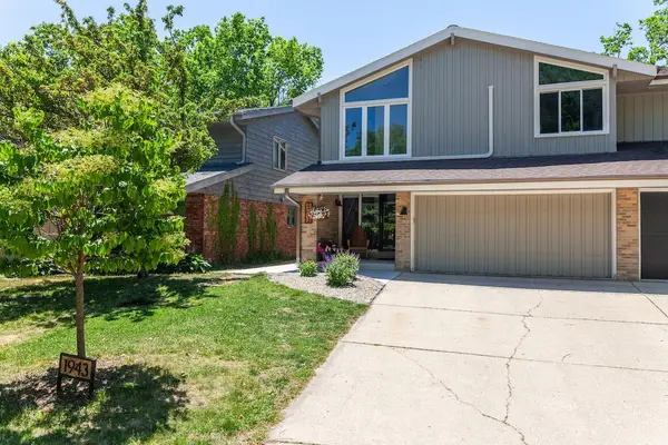 1943 River Park Ct, Wauwatosa, WI 53226