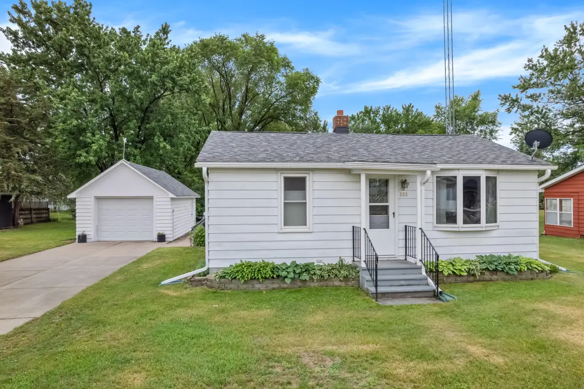 333 W 19th St, Buffalo City, WI 54622 - #1