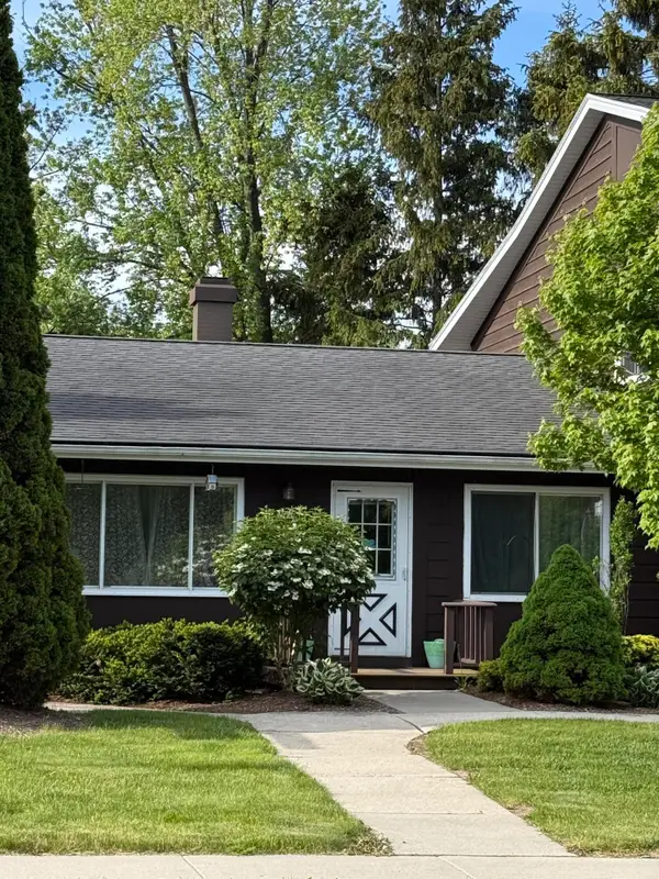 2619 Camelot Blvd, Sheboygan, WI 53081