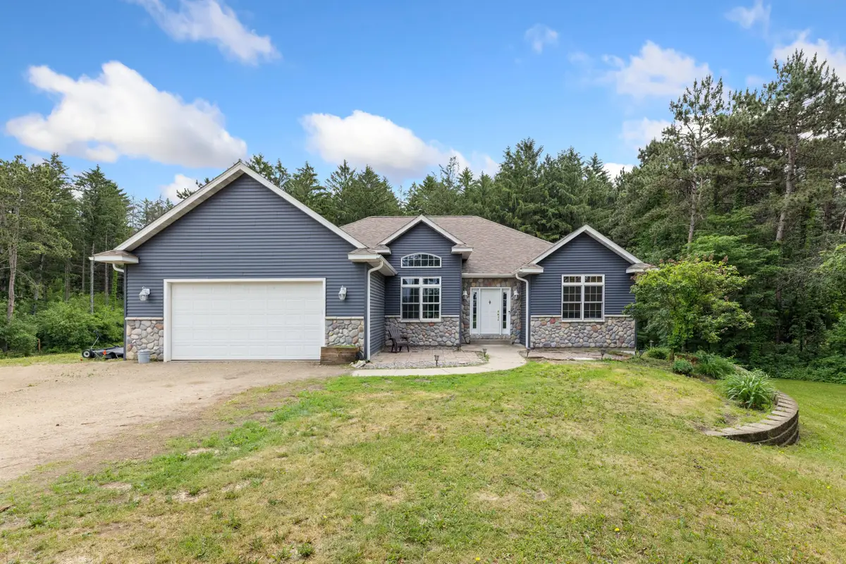 N15782 Delaney Rd, Trempealeau, WI 54661 - #1
