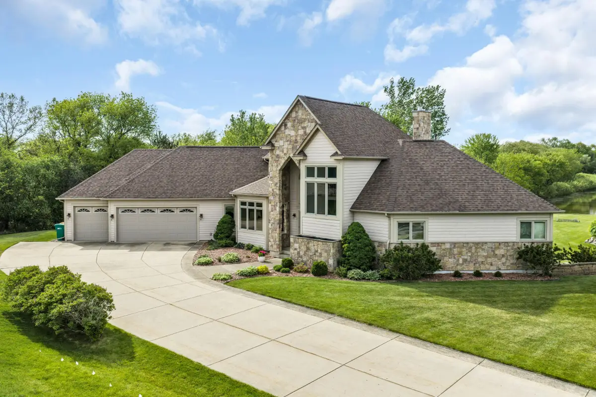 145 St James Cir, Union Grove, WI 53182 - #1