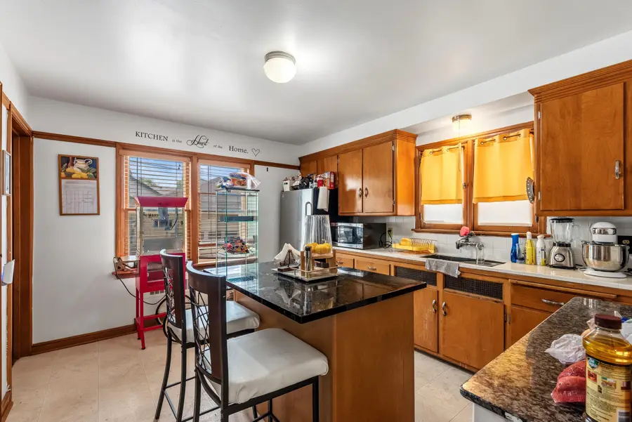 2804 N Avondale Blvd, Milwaukee, WI 53210 - #3