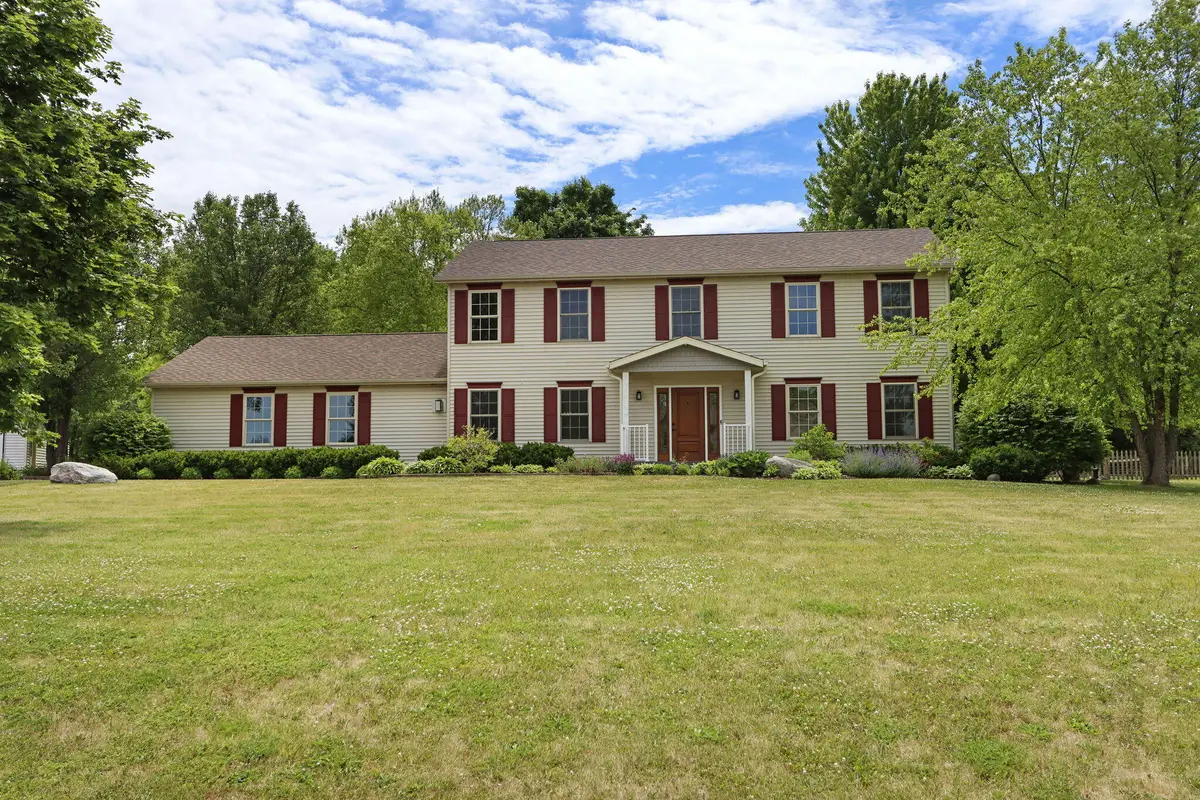 30737 Wild Goose Ln, Burlington, WI 53105 - #1