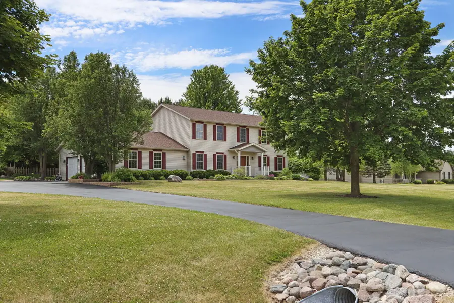 30737 Wild Goose Ln, Burlington, WI 53105 - #2