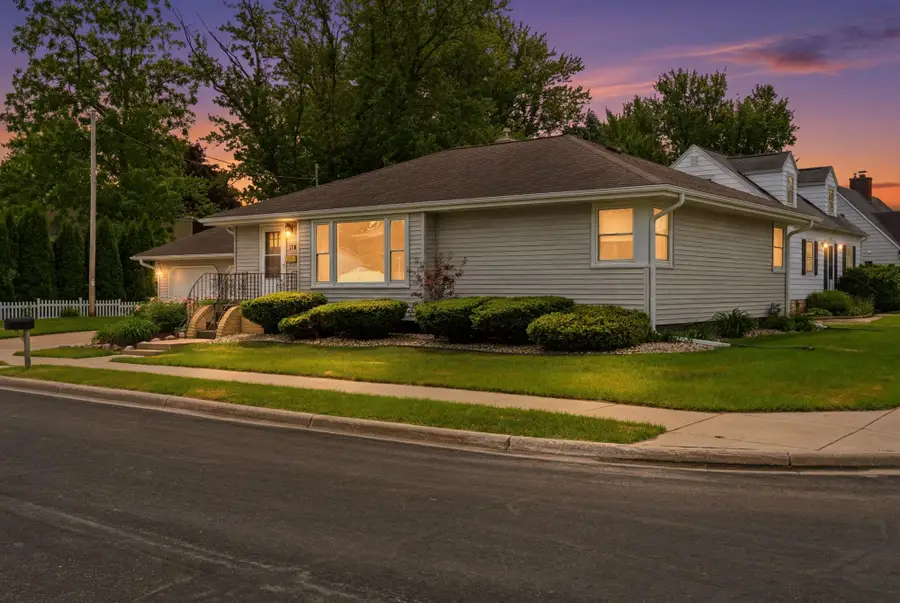 114 W Logan St, Tomah, WI 54660 - #2