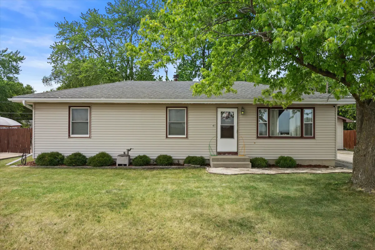 3422 Eagle Rd, Kansasville, WI 53139 - #1