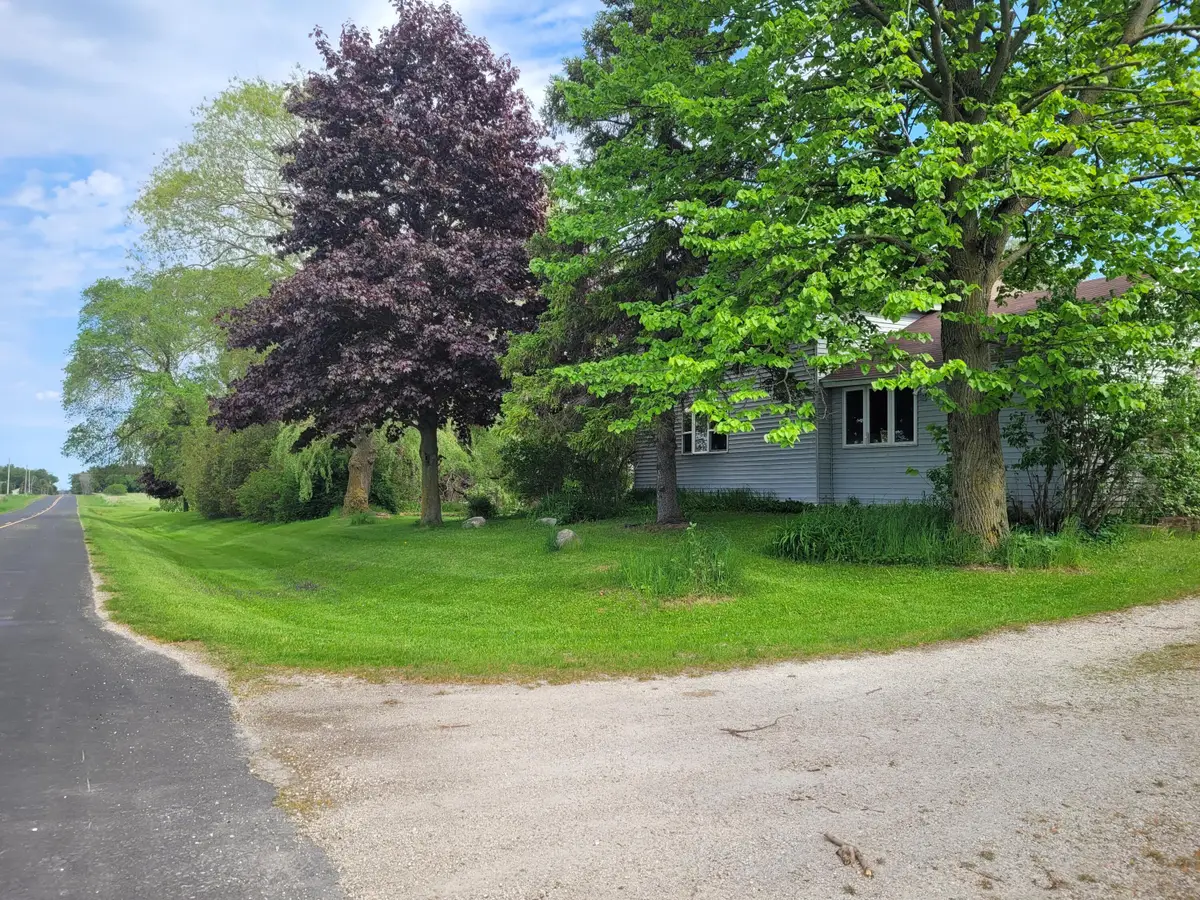 8201 Scheffler Rd, Newton, WI 53063 - #1