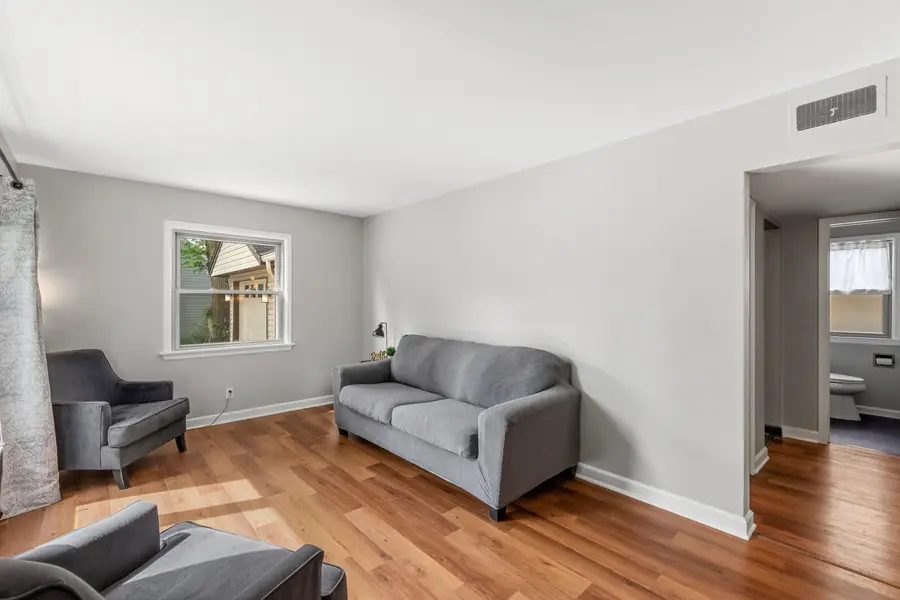 10924 W Marion St, Wauwatosa, WI 53222 - #3