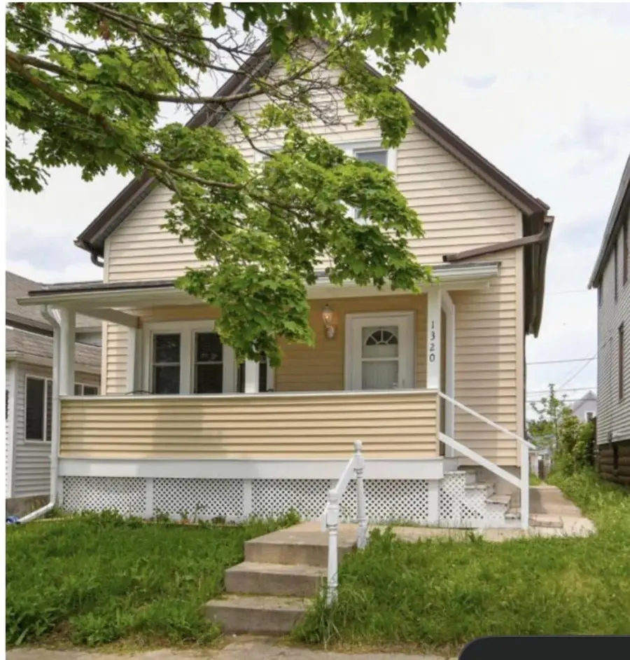 1320 Milwaukee Ave, South Milwaukee, WI 53172 - #2