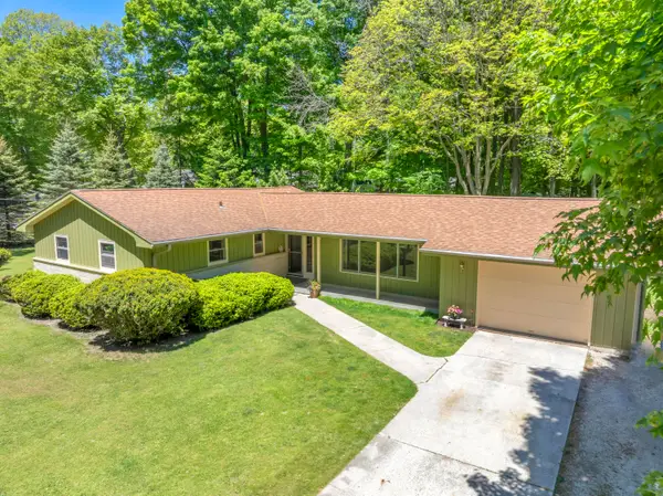 1128 Indian Mound Rd, Wilson, WI 53081