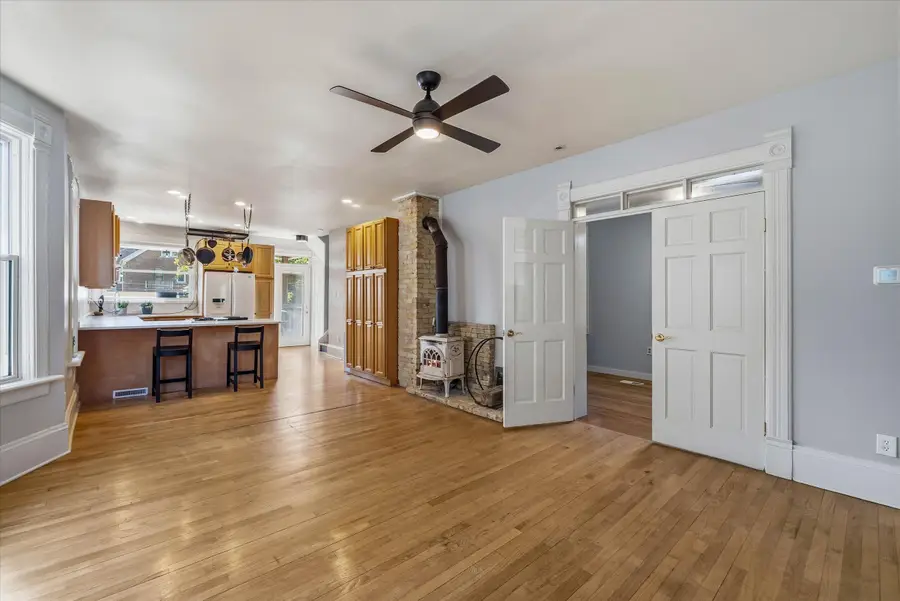 2521 N Pierce St, Milwaukee, WI 53212 - #2