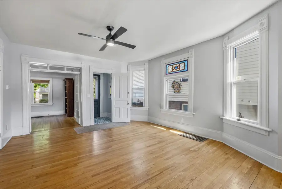 2521 N Pierce St, Milwaukee, WI 53212 - #3