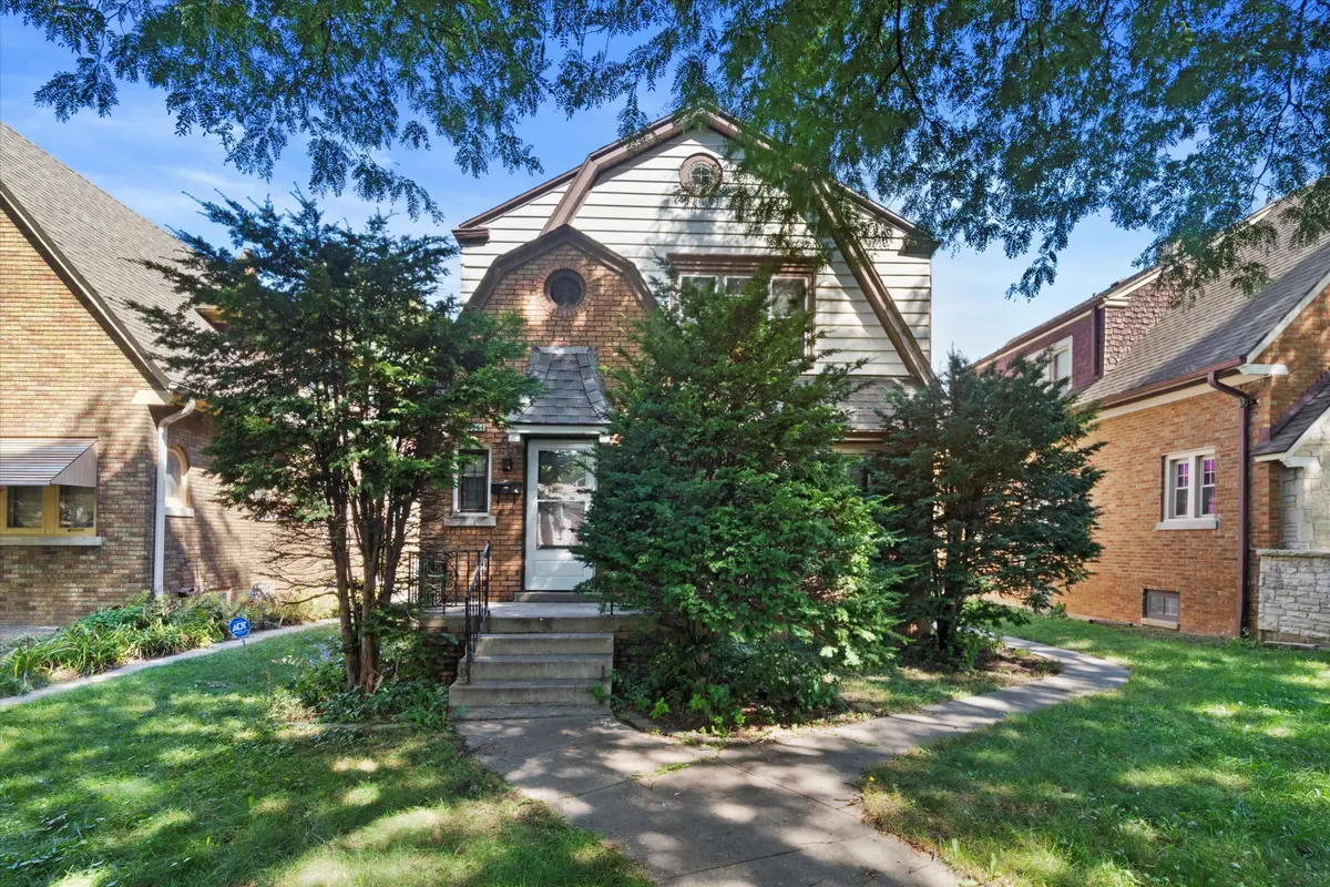 4642 W Medford Ave, Milwaukee, WI 53216 - #1