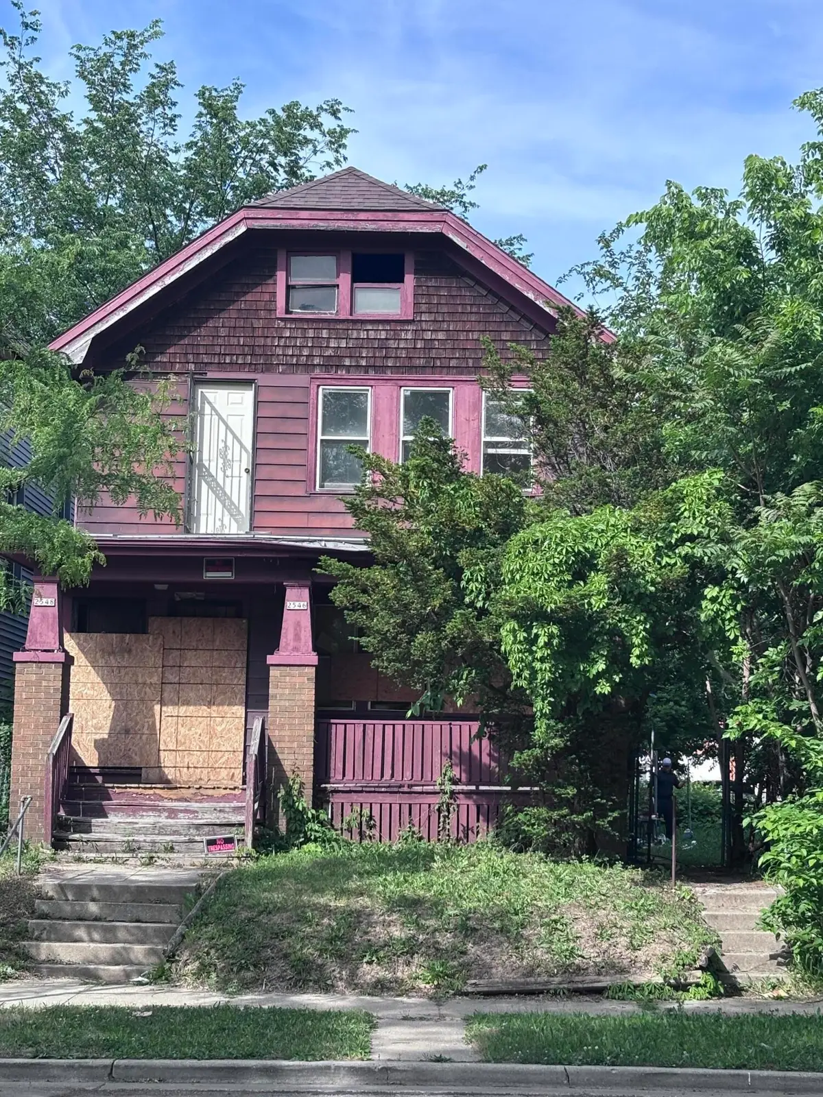 2546 W Medford Ave, Milwaukee, WI 53206 - #1