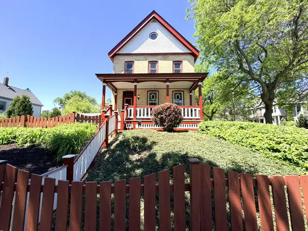 1849 N 1st St, Milwaukee, WI 53212